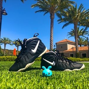 BLACK FRIDAY 35% SALE! Marvel Special Nike Air Foamposite Pro Dr. Doom Size 6.5Y